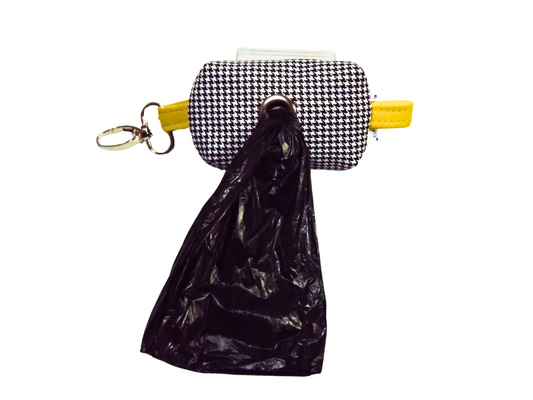 Chulapo, Elegant & Practical Dog Poop Bag Dispenser – Style Meets Convenience