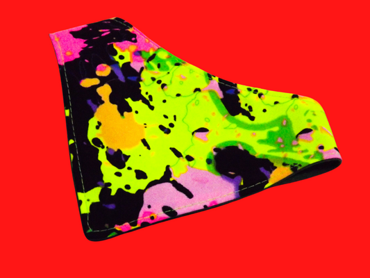 Crazy Colour, Chic Styles: Trendy Bandana for Dogs