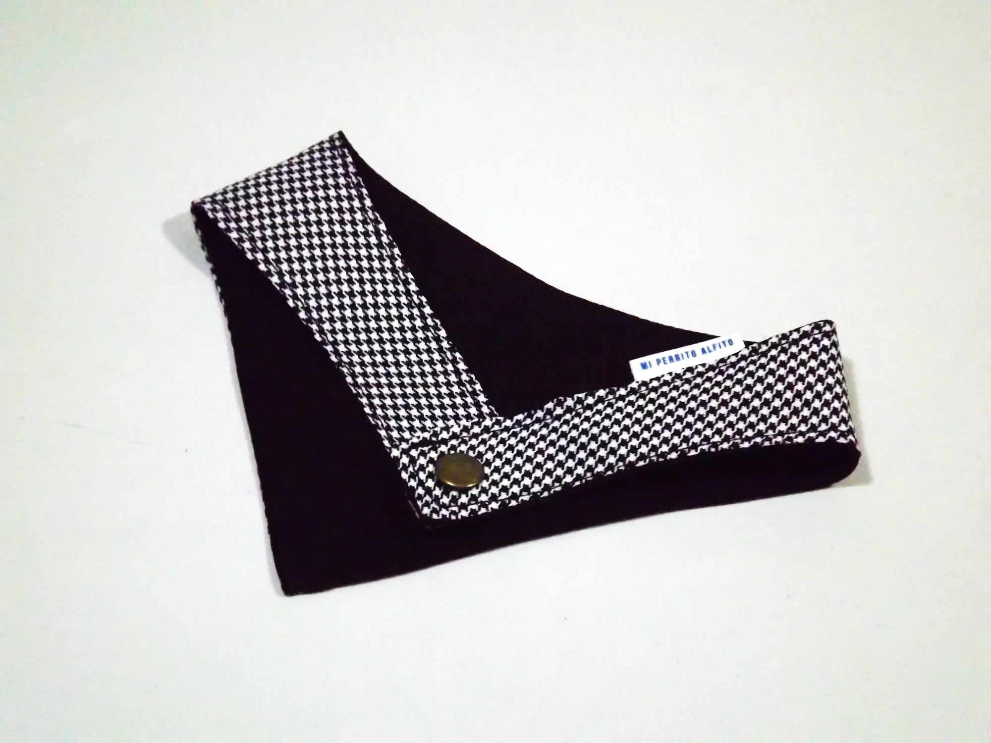 Bandana Chulapo – Moda y Accesorios trendy para Perros cool - Mi Perrito Alfito